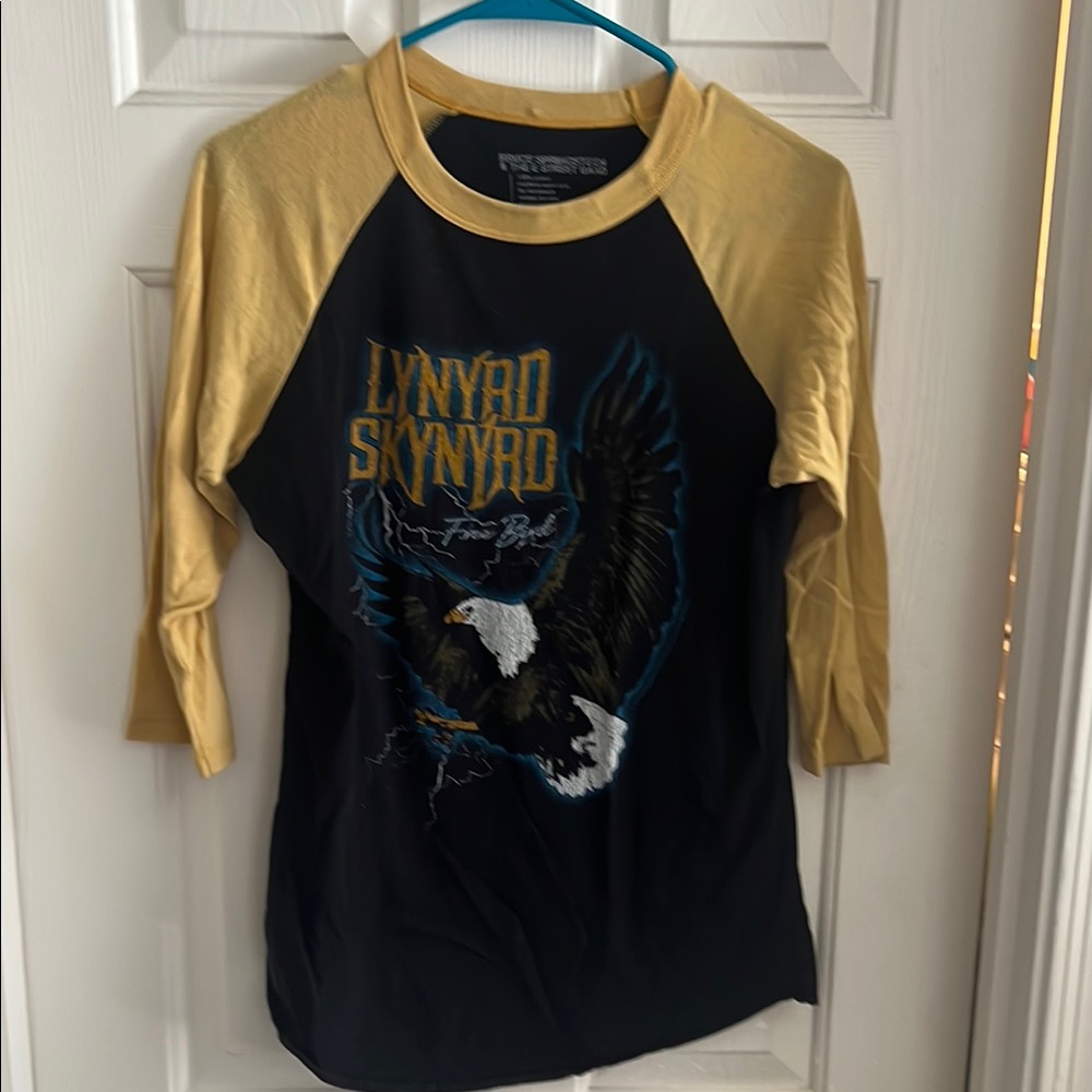 Women’s Raglan Shirt - Black and Yellow